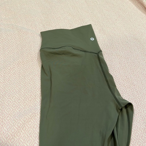 Lululemon size 10 wunder under leggings - Picture 1 of 5